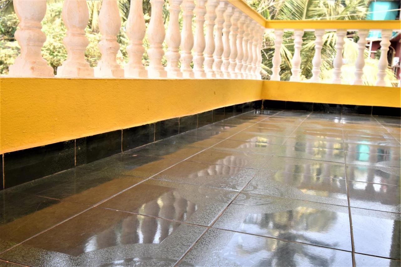 Goa Samundar Beach Resort 坎多林 外观 照片